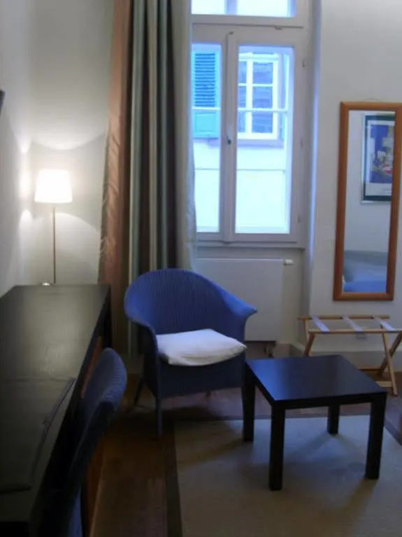 Otel Vier Jahreszeiten Heidelberg